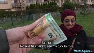 Afgán csaj utcai csábítása forró dugással