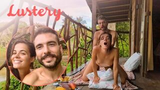 Spanyol amatőrök lenyűgöző amazonasi dugás nedvesen