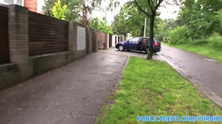 Szőke tini análissal csábít barátja haverját