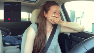 Csaj squirtek kajáért cserébe vadul élvez