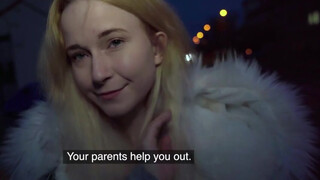 Cuki szőke utcai pickup vad szexszel folytatódik