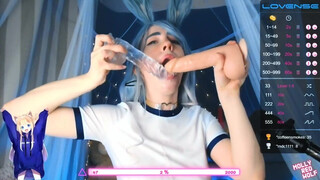 Tini száj dupla műfasz nyalását lenyűgözően