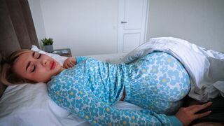 A kurva mostohaanyám a legjobb módon ébreszt fel engem!