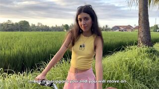 Hálám a segítőkész idegennek a nedves puncimmal a biciklijavításért – mély beleélvezés