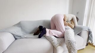 Férjem kifizeti az edzőt, aki alaposan megdolgoztatja a nedves puncimat