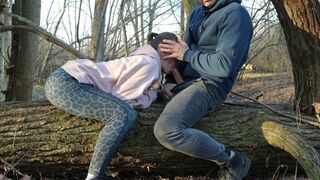 Megbasztam egy dögös házas idegent a parkban