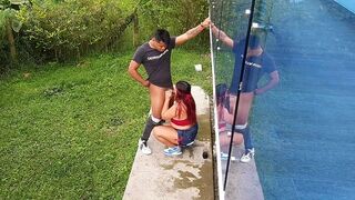 Szívom a mostohatestvérem kemény farkát bárhol, amikor csak akarom